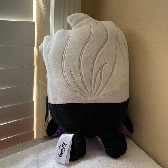 6.5” Disney Ursula Squishmallow - Picture 3 of 5